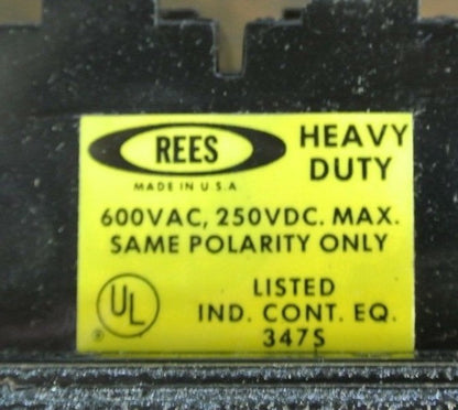 REES 01619-032 CONTROL UNIT / GREEN-RED PUSHBUTTON STATION - NEW SURPLUS 1382