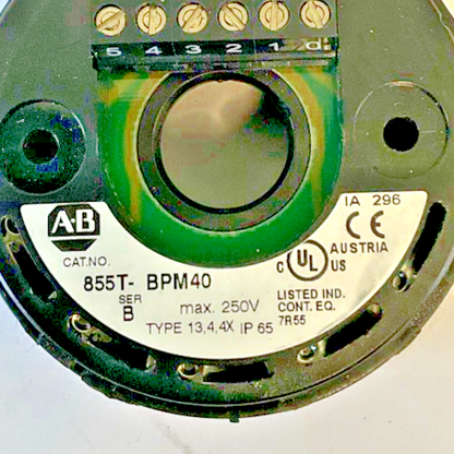 ALLEN BRADLEY 855T-BPM40 MOUNTING BASE SER.B 250V
