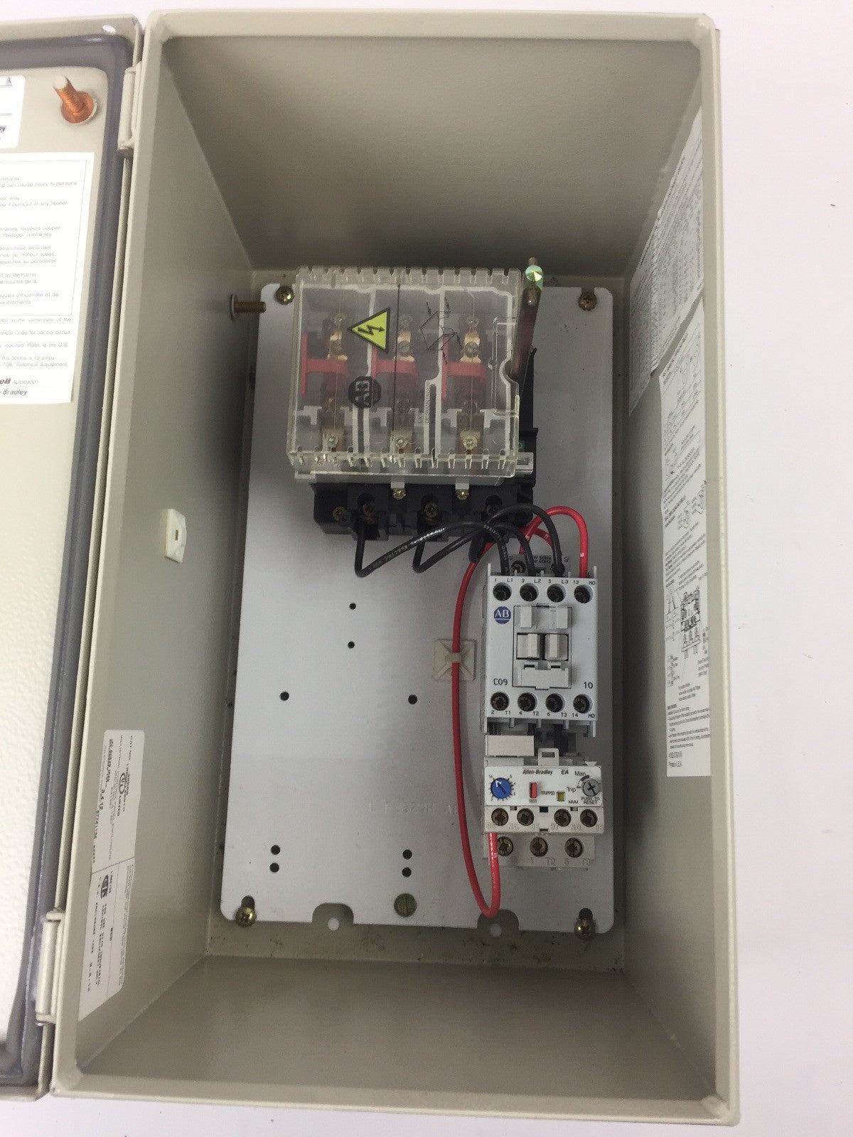 ALLEN BRADLEY 112-C09ABDA1E COMBINATION MOTOR CONTROLLER W/DISCONNECT SWITCH