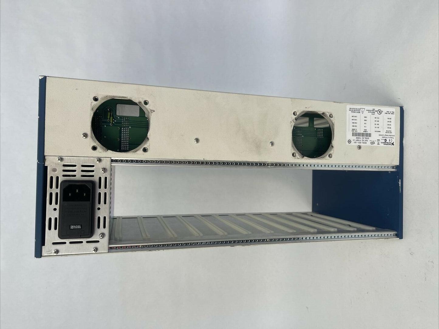 NATIONAL INSTRUMENTS SCXI-1001 12 SLOT CHASSIS 100/120/220/240VAC 1.7/1.5/0.80A