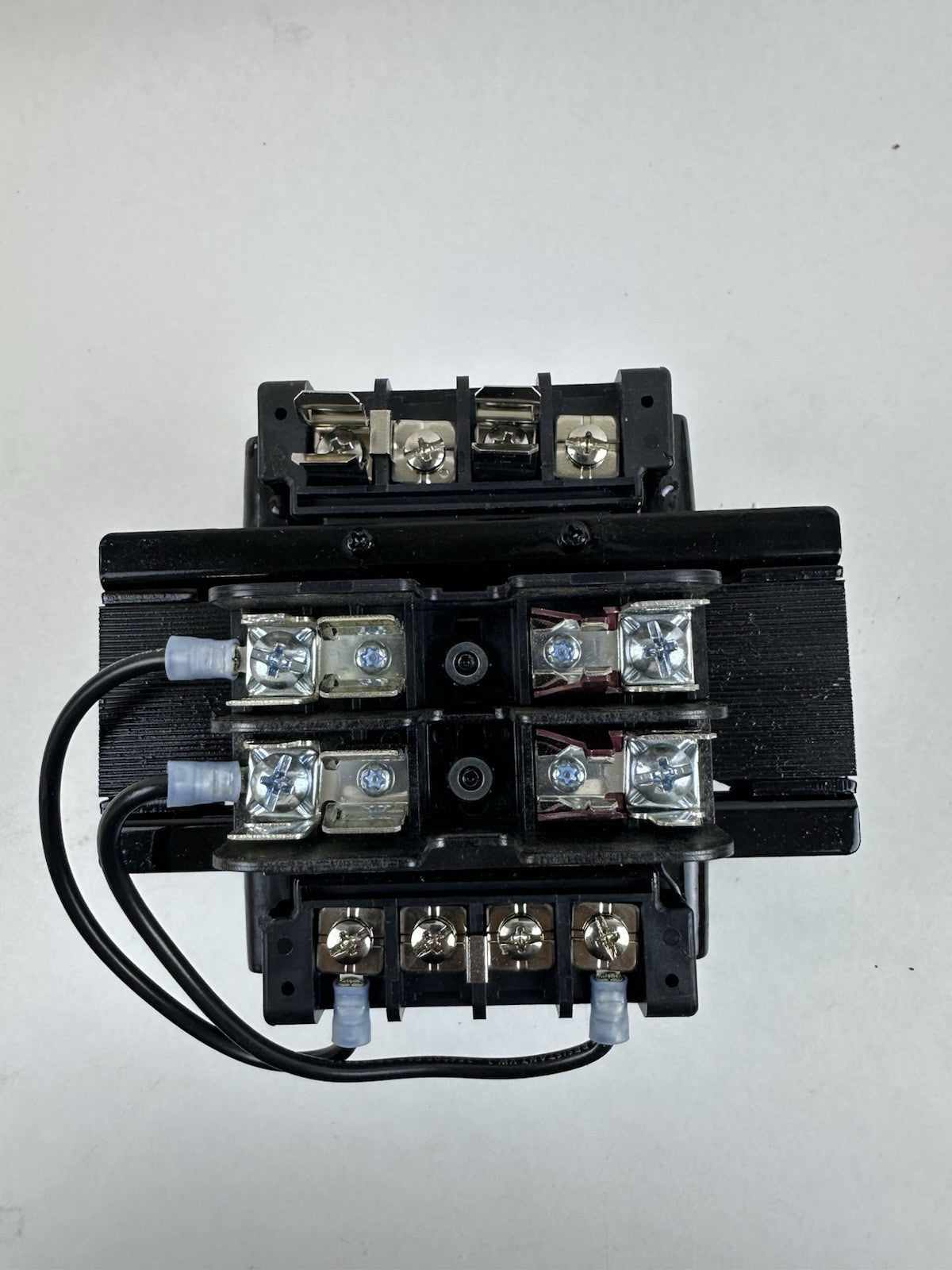 Emerson Sola Hevi-Duty E300W Control Transformer 1 PHASE 0.3 KVA 50/60 AT 220 V