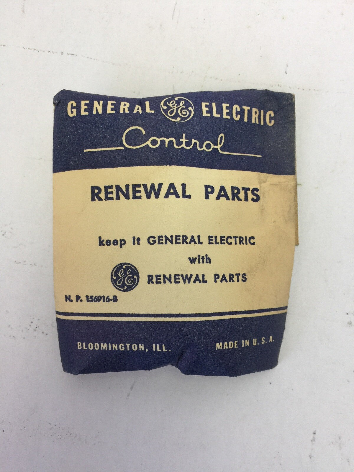 GE CR2940UM600E HEAVY DUTY OILTIGHT PUSHBUTTON OPER ONLY LESS COLOR RINGS MAINT