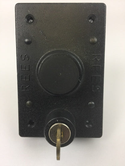 REES 01920-001 KEYED CONTROL UNIT PUSH BUTTON HEAVY DUTY 600 VAC 250 VDC MAX