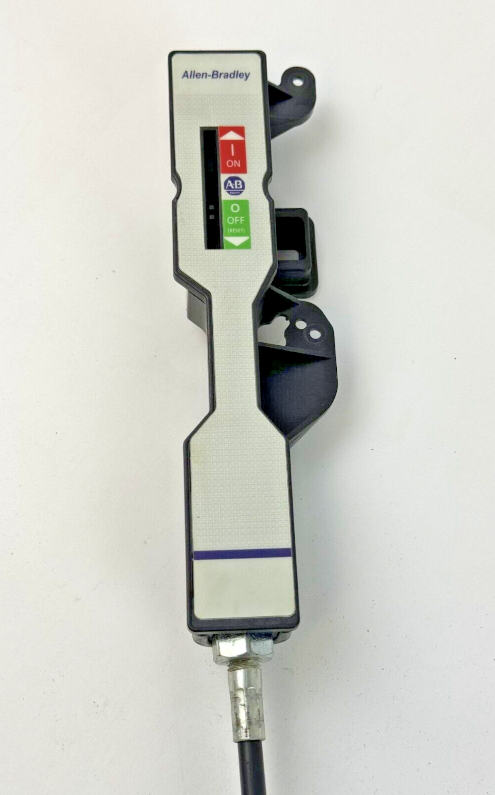 ALLEN-BRADLEY-140G-H-FMX04 SER. A-Breaker, Flex Cable Operator, Metal Handle 4'L