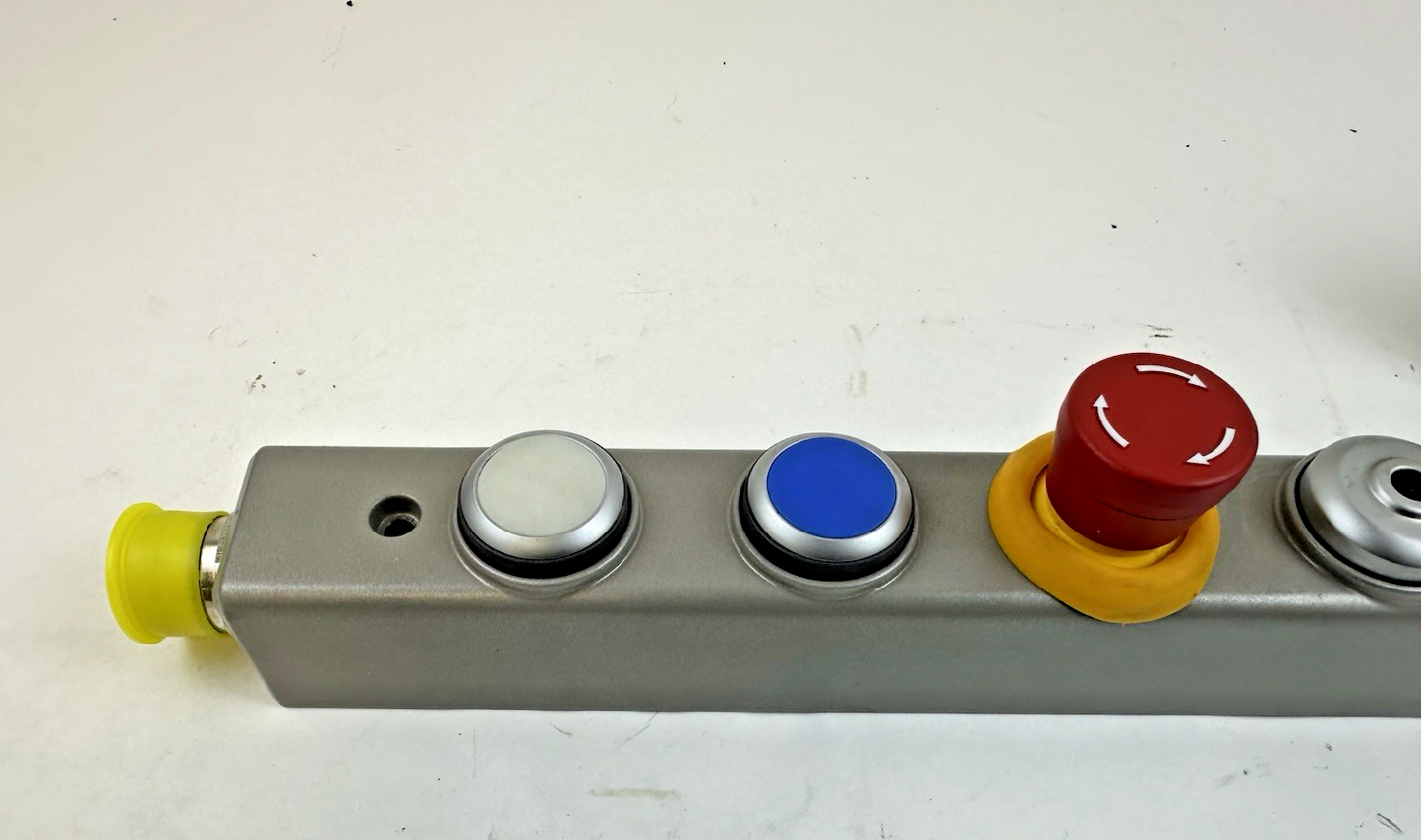 FORTRESS INTERLOCK 24V THHGNSMDUEMP6P7Q9 SAFETY SWITCH W/ KEY & Handle Actuator