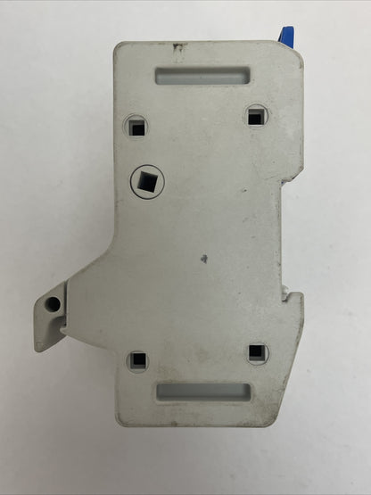 FERRAZ SHAWMUT US3J3I K214967 FUSE HOLDRER ULTRASAFE USE CLASS J FUSES 30A 600V