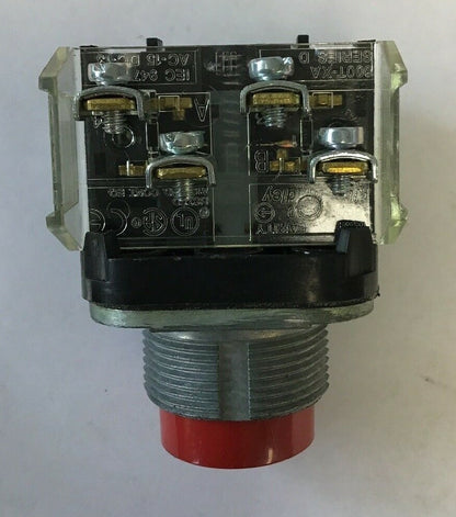 ALLEN BRADLEY 800T-B6B SERIES T TYPE 4,13 EXTENDED HEAD RED