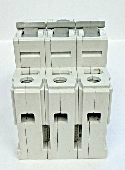 ALLEN-BRADLEY - 1492-CB3-G030 SER. C - MOTOR CONT.- 3P, 3A, 277 V, 1-1/2 HP, 3PH