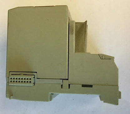 ALLEN BRADLEY 1794-OA8/A MODULE W/ 1794-TBNF/A TERMINAL BLOCK