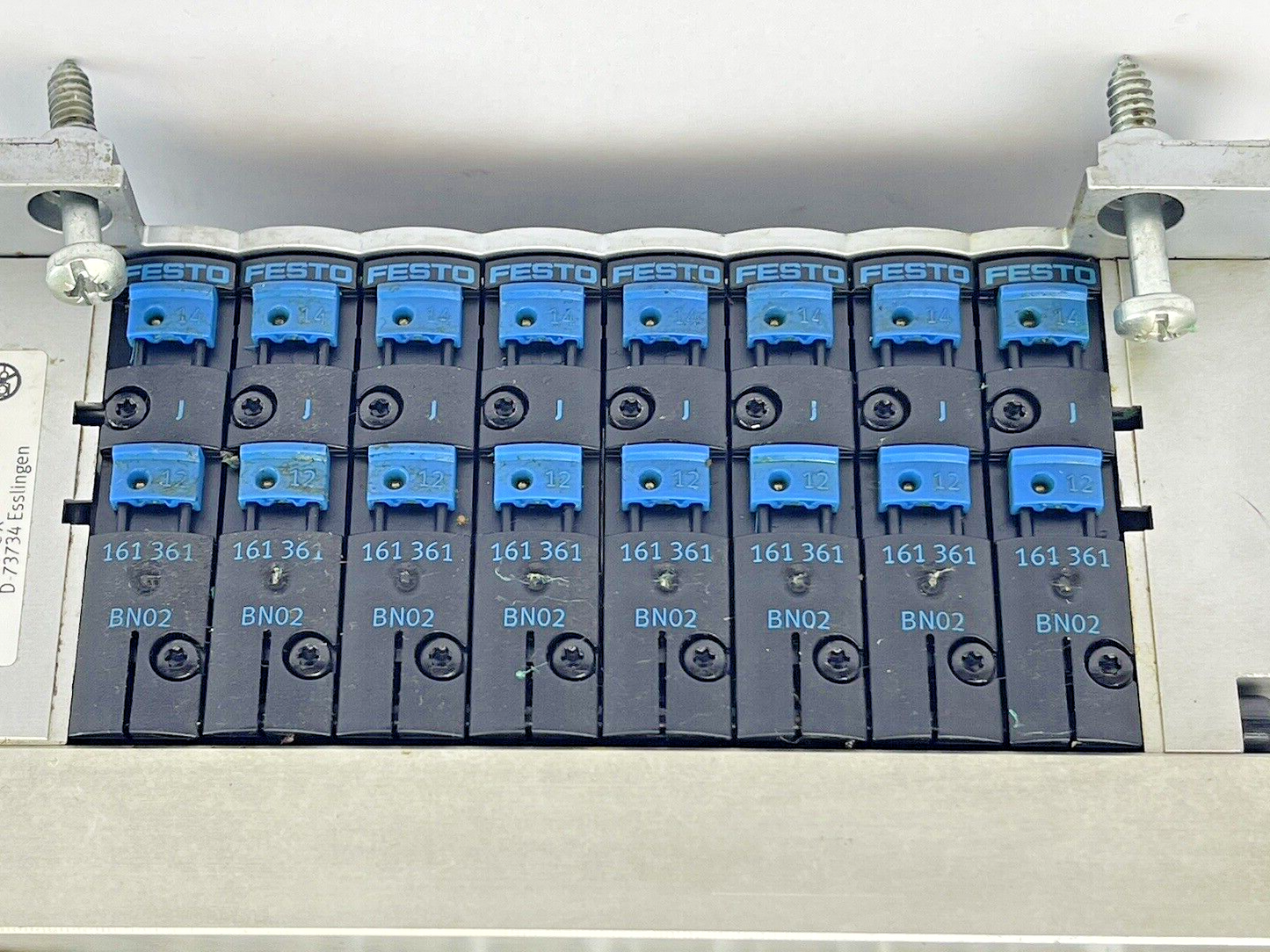 FESTO - CPV14-V1 - VALVE MANIFOLD-W/ PNEUM CONN & STACK PLATES, BN02(8)