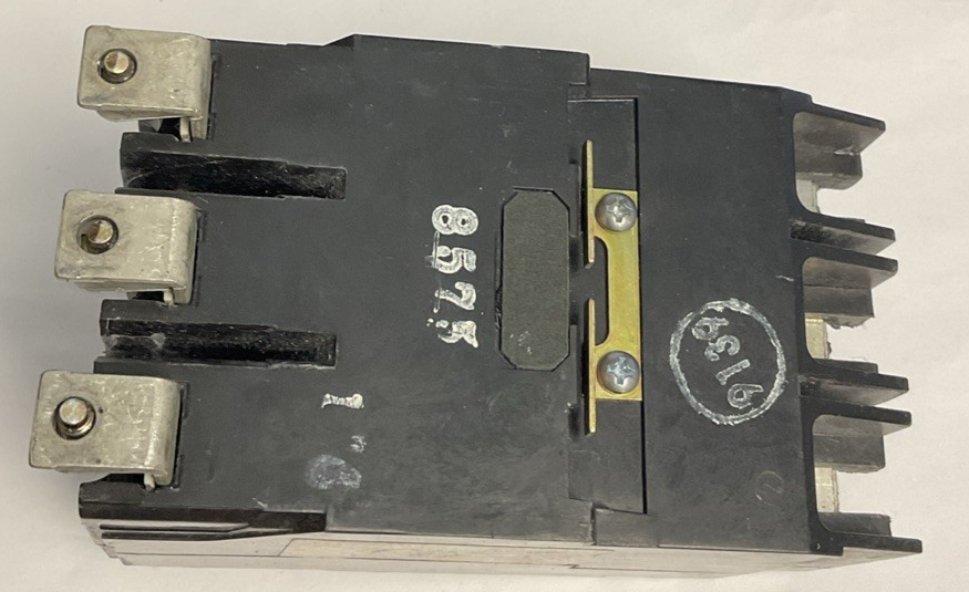 GE TEY3100 CIRCUIT BREAKER 100A 480VAC 3POLE