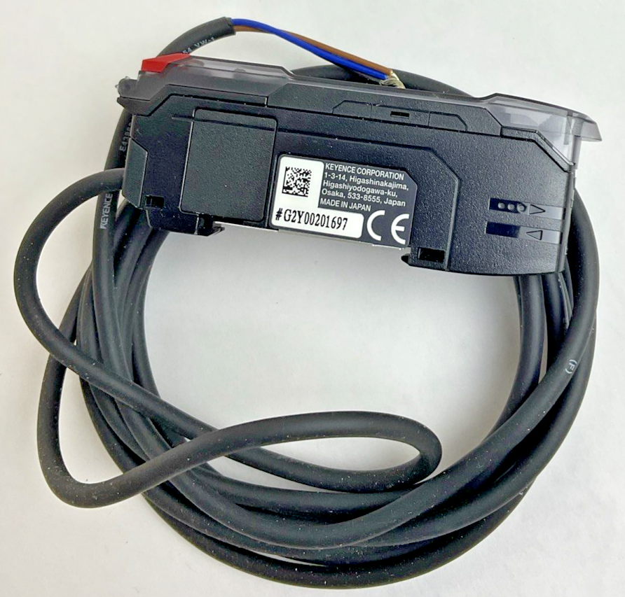 KEYENCE FS-N41P FIBER OPTIC CABLE 10-30VDC