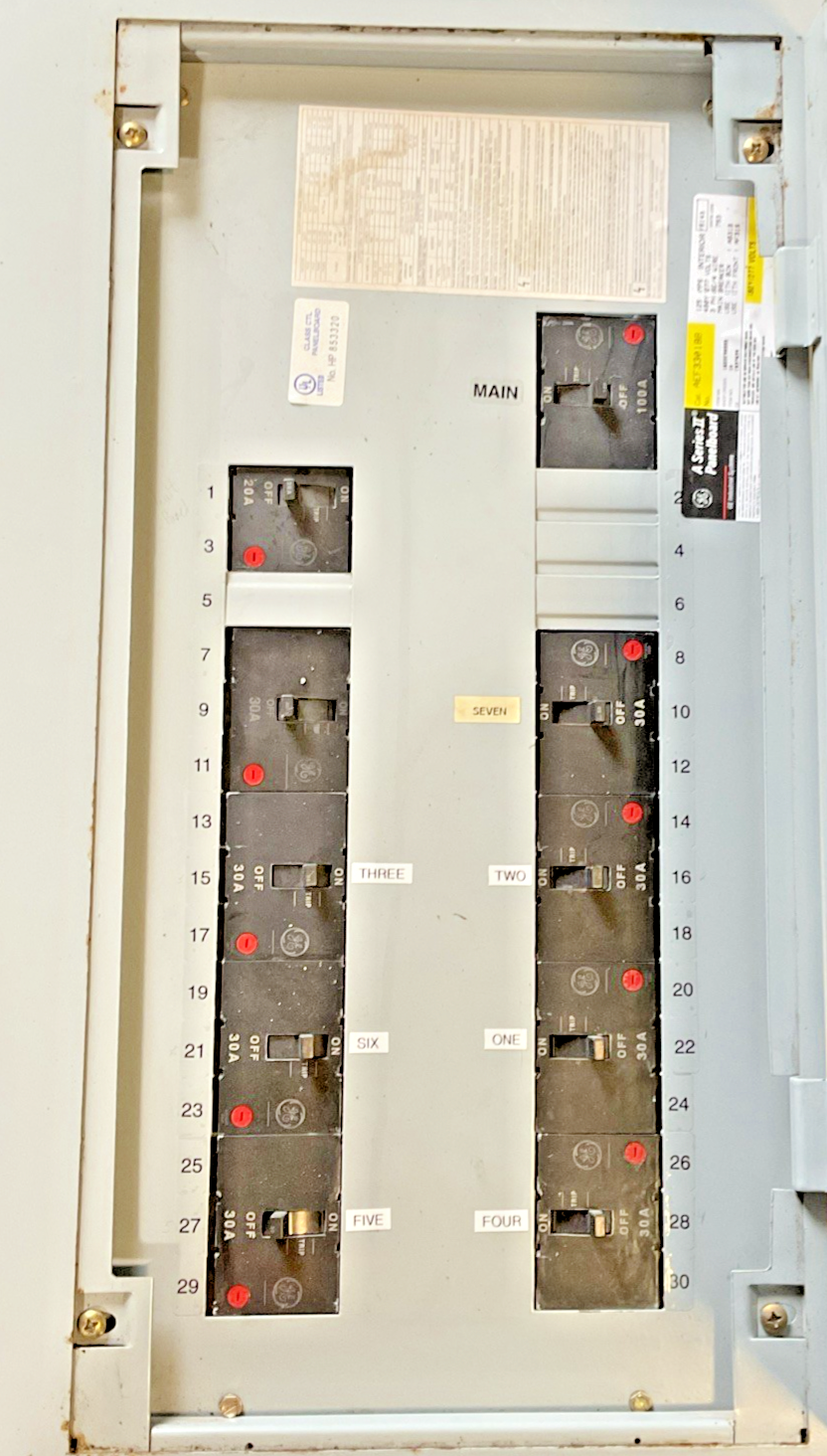 GE AEF3301BB PANELBOARD 125A 480Y 3PH 100AMP MAIN BREAKER 180Y/277VOLTS