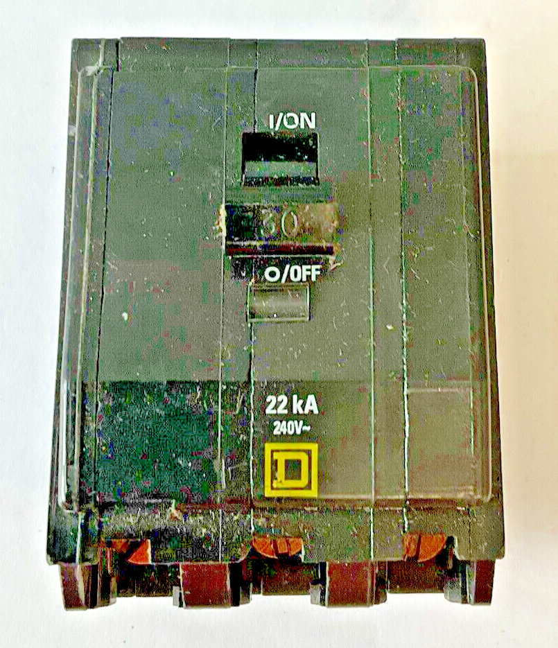 SQUARE D QOM330 CIRCUIT BREAKER 240VAC 22KA 3POLE