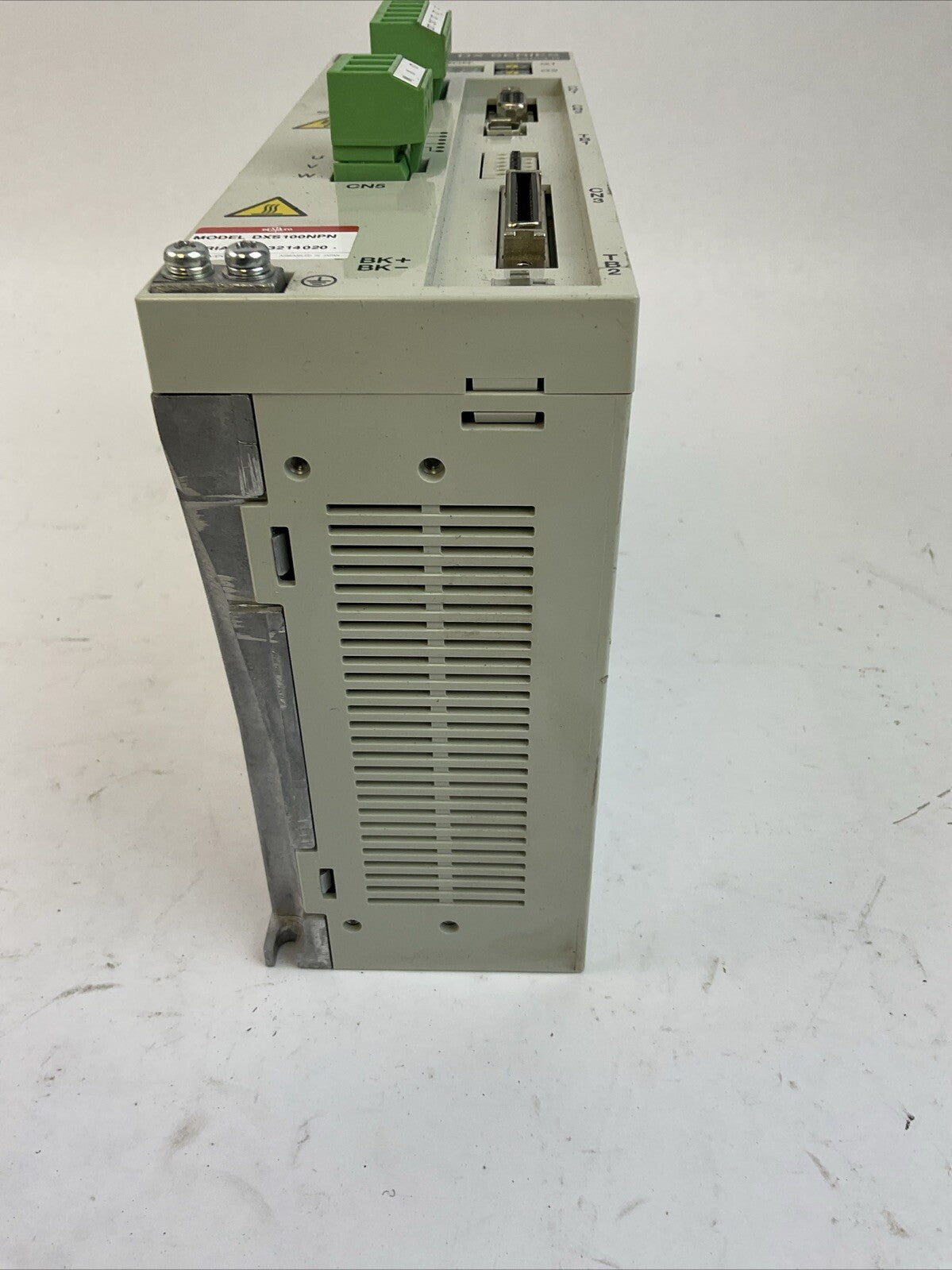 DESTACO DXS100NPN DX SERIES DRIVER OUTPUT 3PH 0-230VAC 1.9A INPUT 1PH 100-115VAC