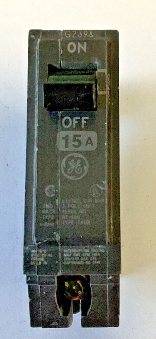 GENERAL ELECTRIC THQB115 CIRCUIT BREAKER 15A 120/240VAC  ***LOTOF3***