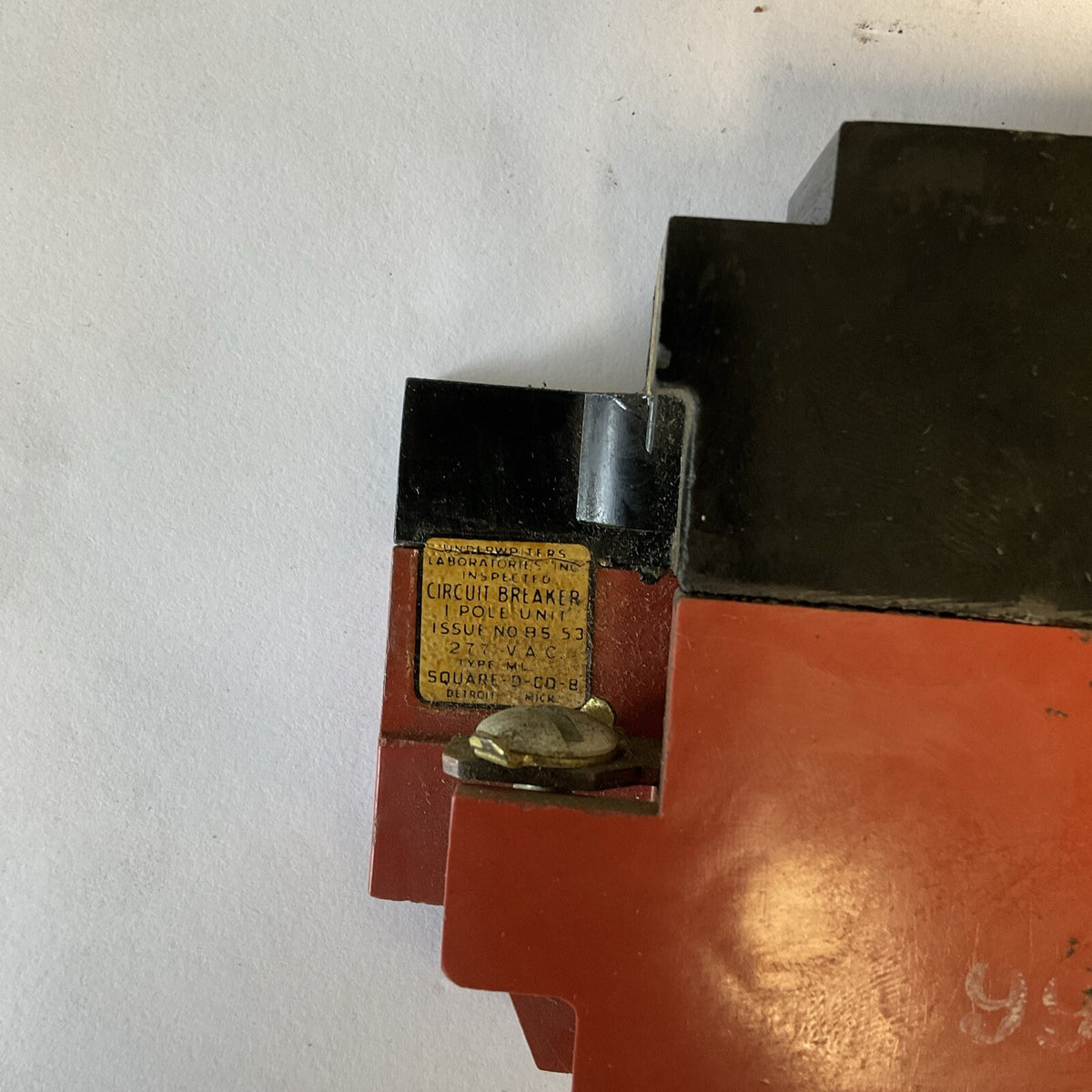 SQUARE D 992920 CIRCUIT BREAKER 277VAC 20AMP 1POLE TYPE ML ***LOTOF2***