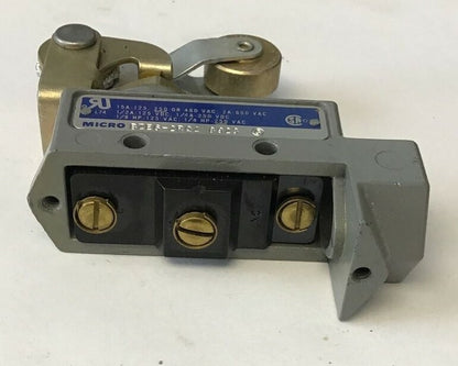 MICRO SWITCH BZE6-2RQ2 8923 LIMIT SWITCH 600VAC 250VDC