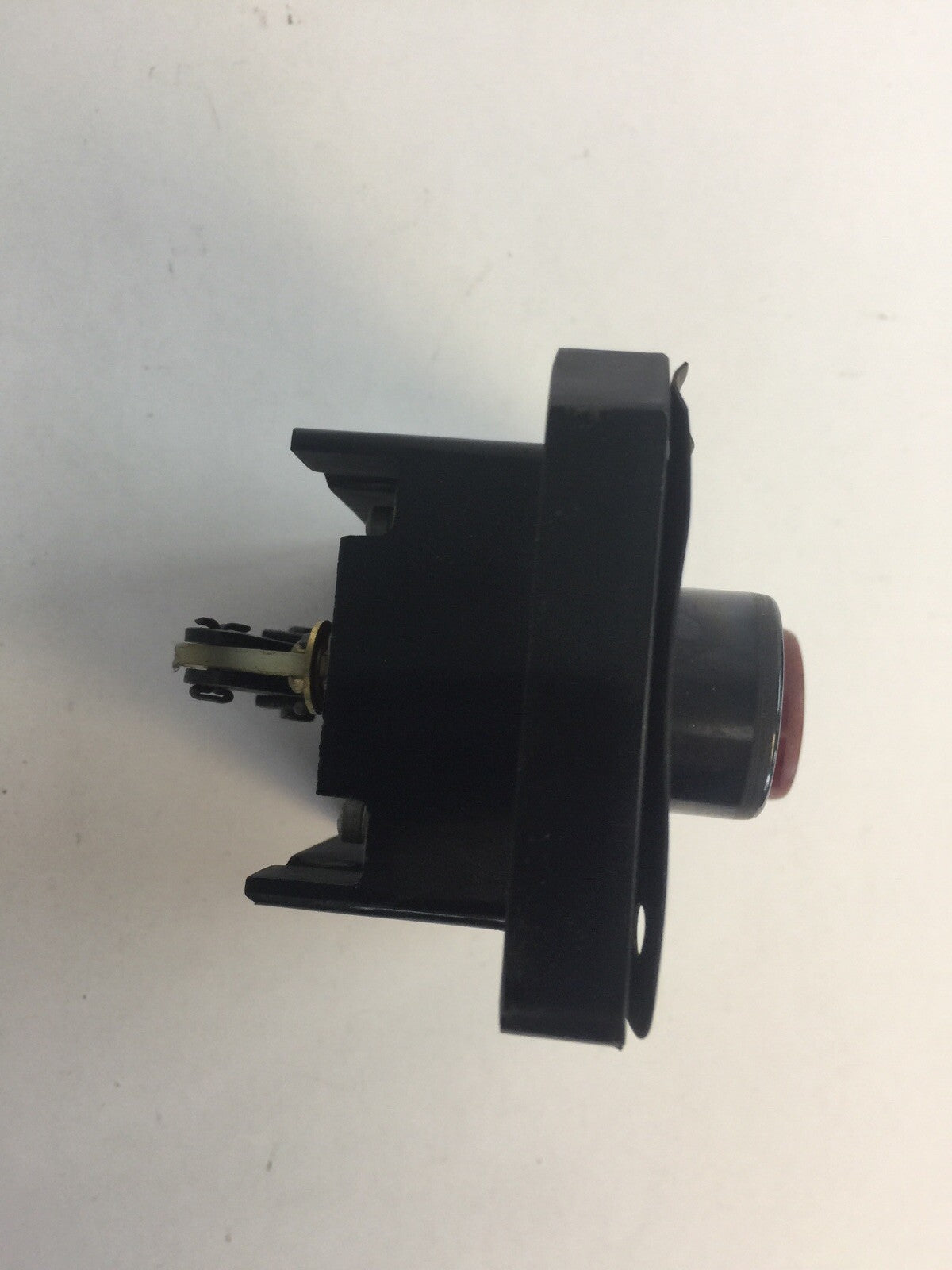 REES 580 START STOP BLACK RED PUSHBUTTON SWITCH