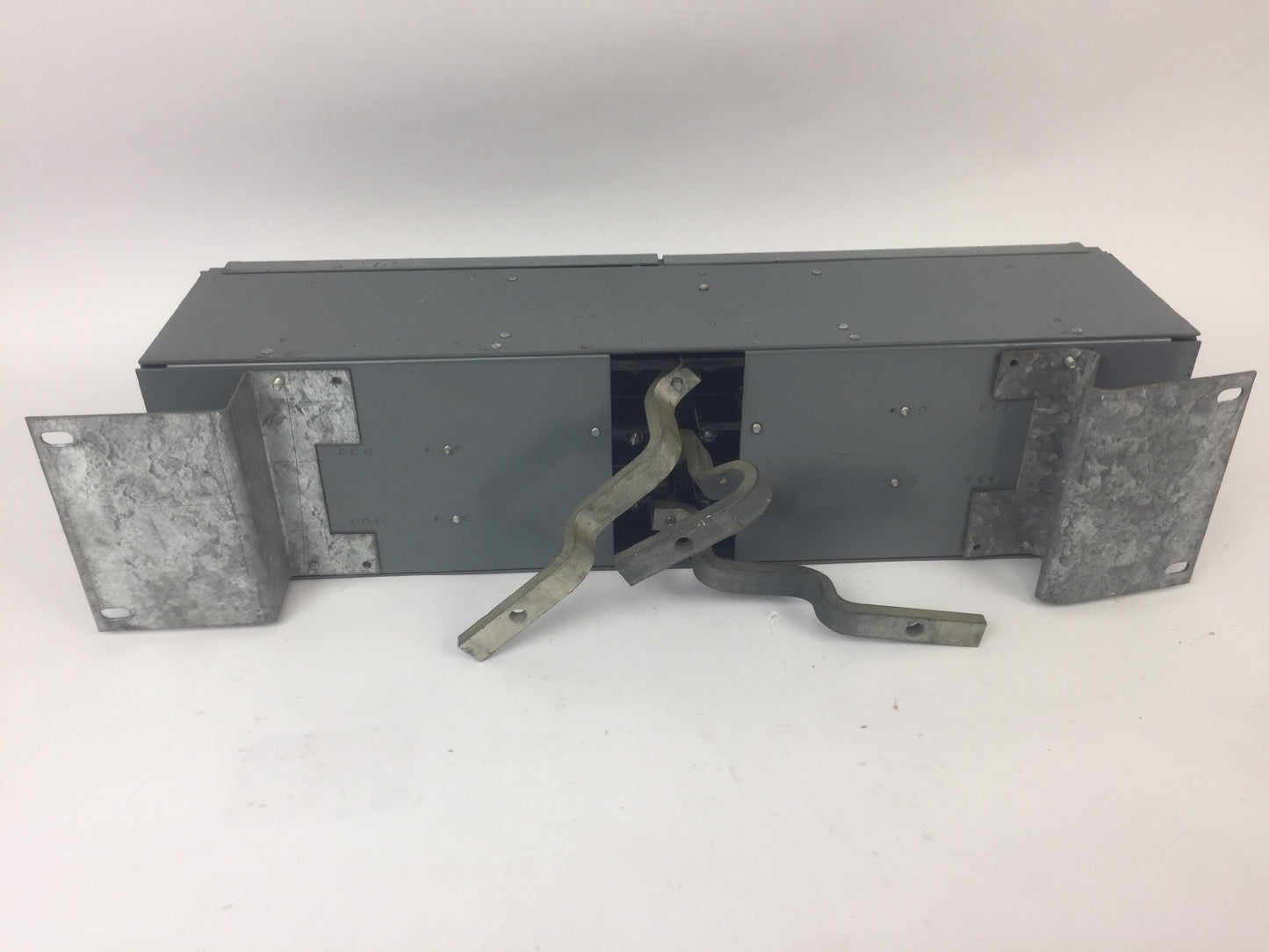 ZINSCO QSFT353B TWIN PANELBOARD FUSIBLE 30AMP 600VAC 3 POLE 7 1/8 HP
