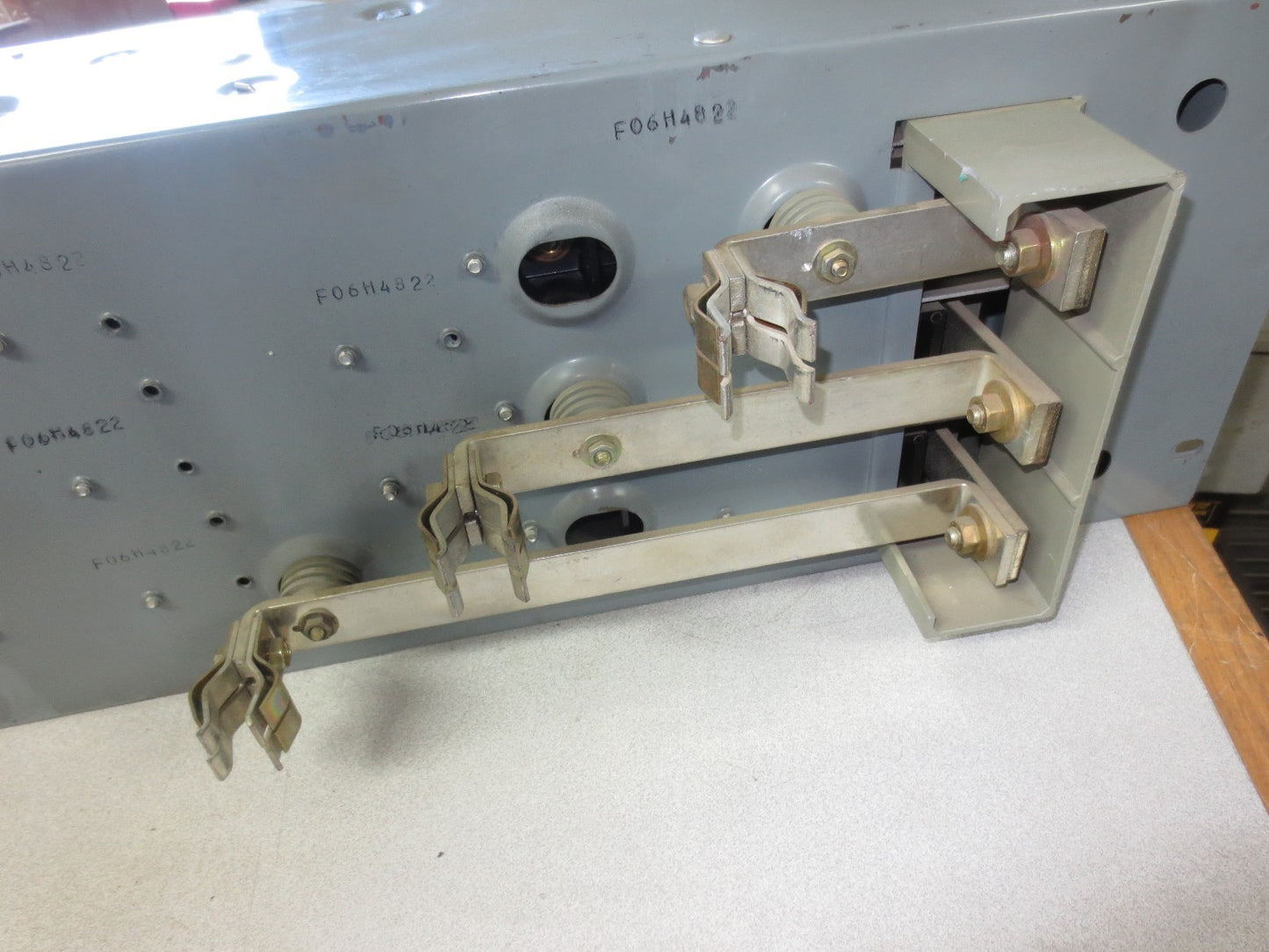 SQUARE D QMB-324 FUSIBLE QMB SWITCH - 200A, 240V, 3-POLE