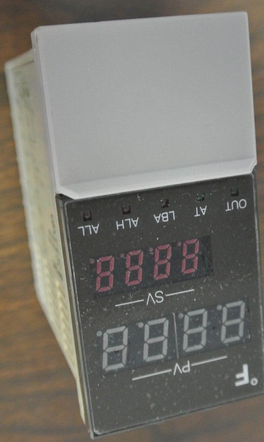 TENOR CONTROLS / HAN YOUNG DX2-CMWN - TEMPERATURE CONTROLLER - NEW SURPLUS