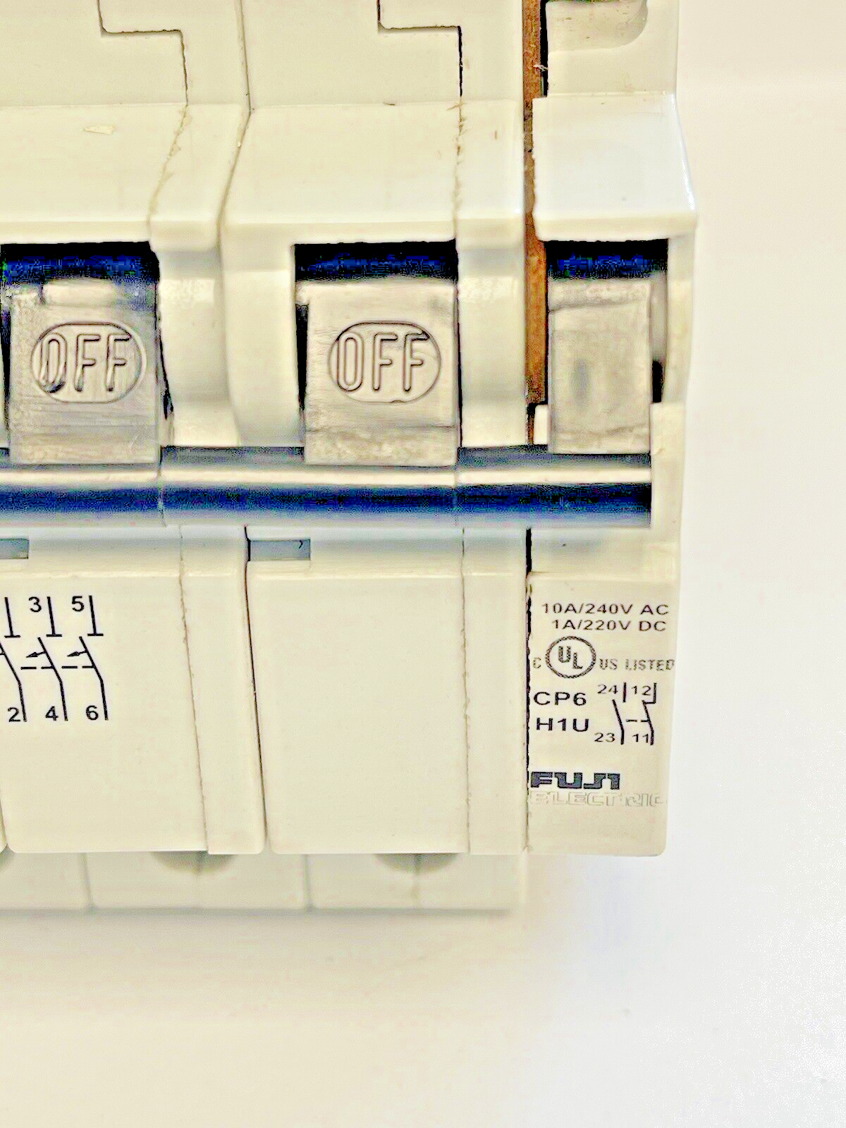 FUJI - CP6 3DU3 -3A MANUAL MOTOR CONTROLLER - 480/277 VAC & CP6 H1U AUX CONTACT