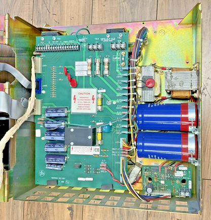 ALLEN-BRADLEY 1334-DOB-K7-G4 ADJUSTABLE FREQUENCY DRIVE 460V 3PH 11.3A