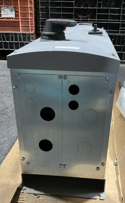 DANFOSS 177U9584 MOTOR AC DRIVE OUPUT 0-460VAC 3PH 0-60HZ 34A 25HP INPUT 480VAC