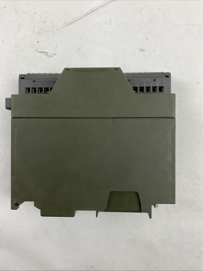 SIEMENS 1P 6ES7 321-1FH00-0AA0 16 DIGITAL INPUT 120/230VAC