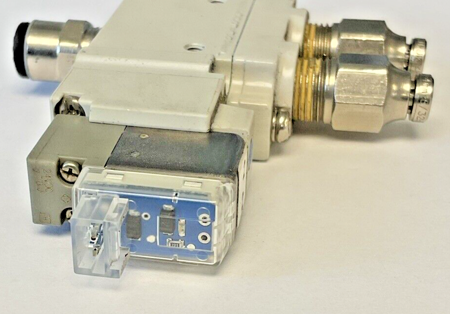 SMC SY5120-5LZ-01T SOLENOID VALVE