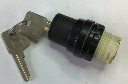 SQUARE D 9001 D3L20  ROTARY KEY SWITCH