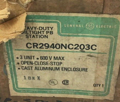 GE CR2940NC203C 3 UNIT 600V OPEN-CLOSE-STOP CAST ALUM. ENCL. PUSHBUTTON STATION