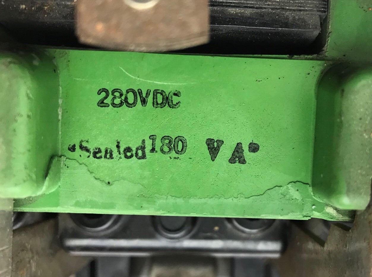 GE CR105G000DFA CONTROL NEMA SIZE 5 MAX VOLTS 600 AC MAX AMPS 300 * USED *