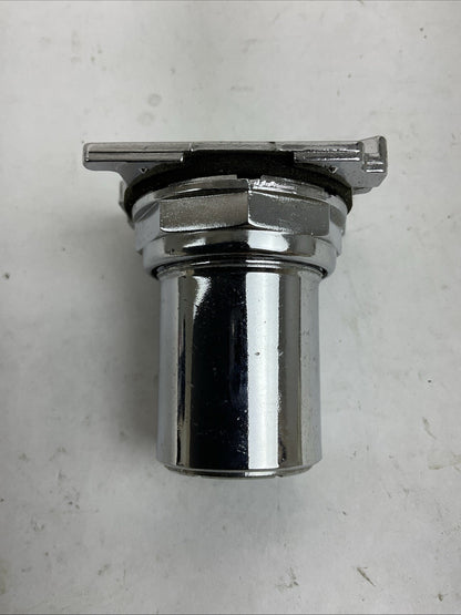 CUTLER HAMMER 10250T15237H620 SELECTOR SWITCH KEY OPERATED 3 POSITION (NO KEY)