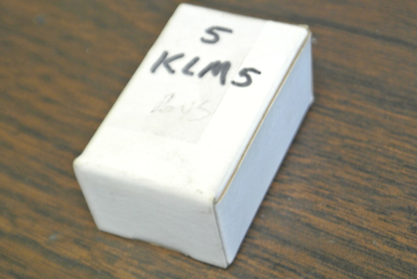 LOT of 5 / BUSS KLM-5 FAST-ACTING MIDGET FUSE / 5A / 500V / NEW SURPLUS / KLM5