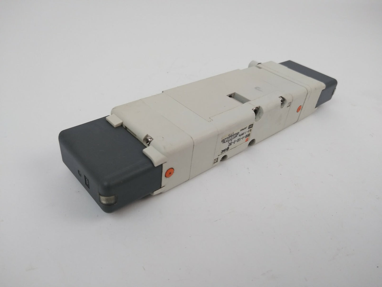 SMC VSR8-4-FJG-D-3VZ SOLENOID VALVE 0.2-1.0MPa
