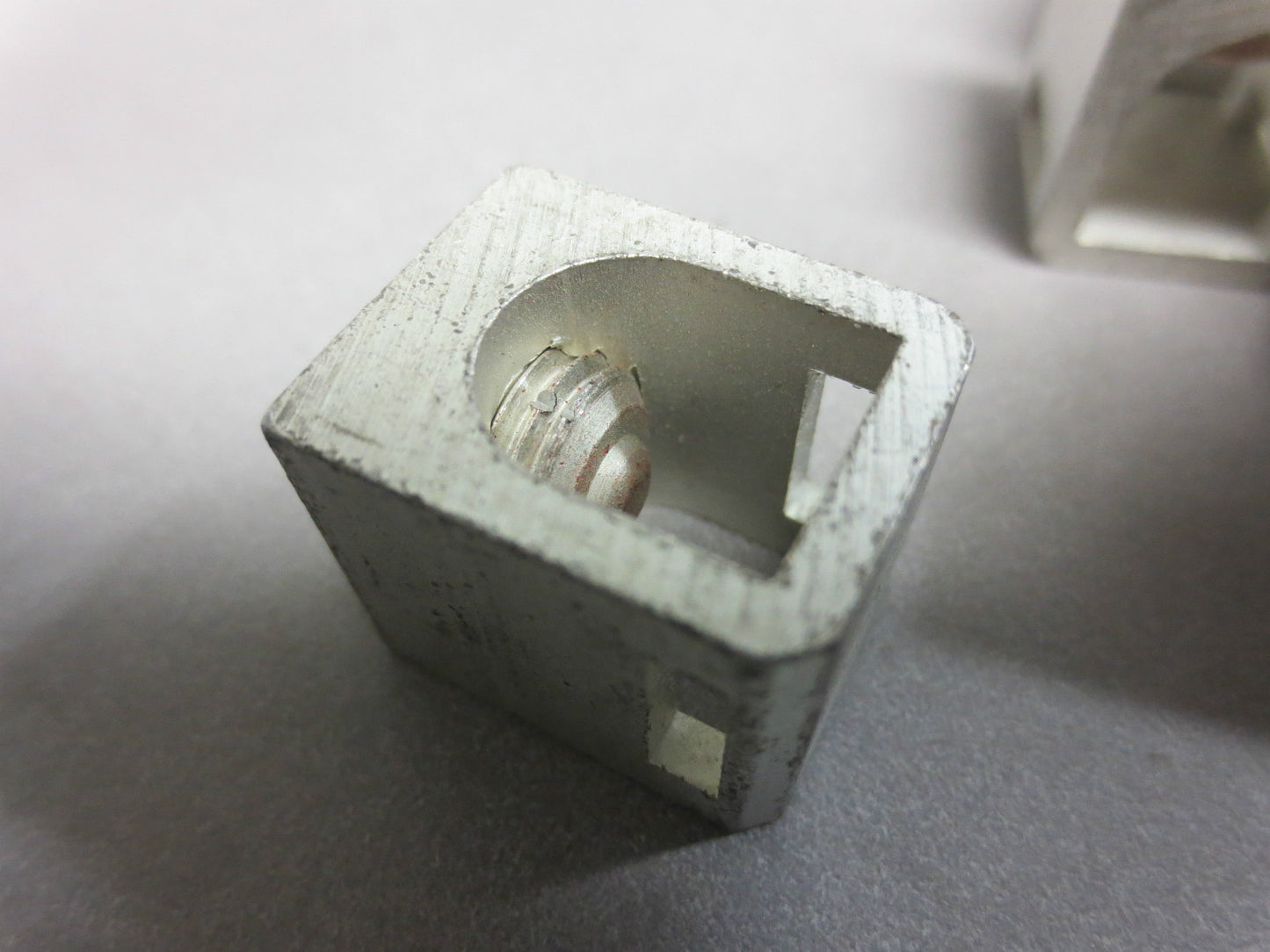 GE AEG10, MODEL 1 BONDED EQUIPMENT GROUND KIT - NEW SURPLUS, BUT 1 PIECE MISSING