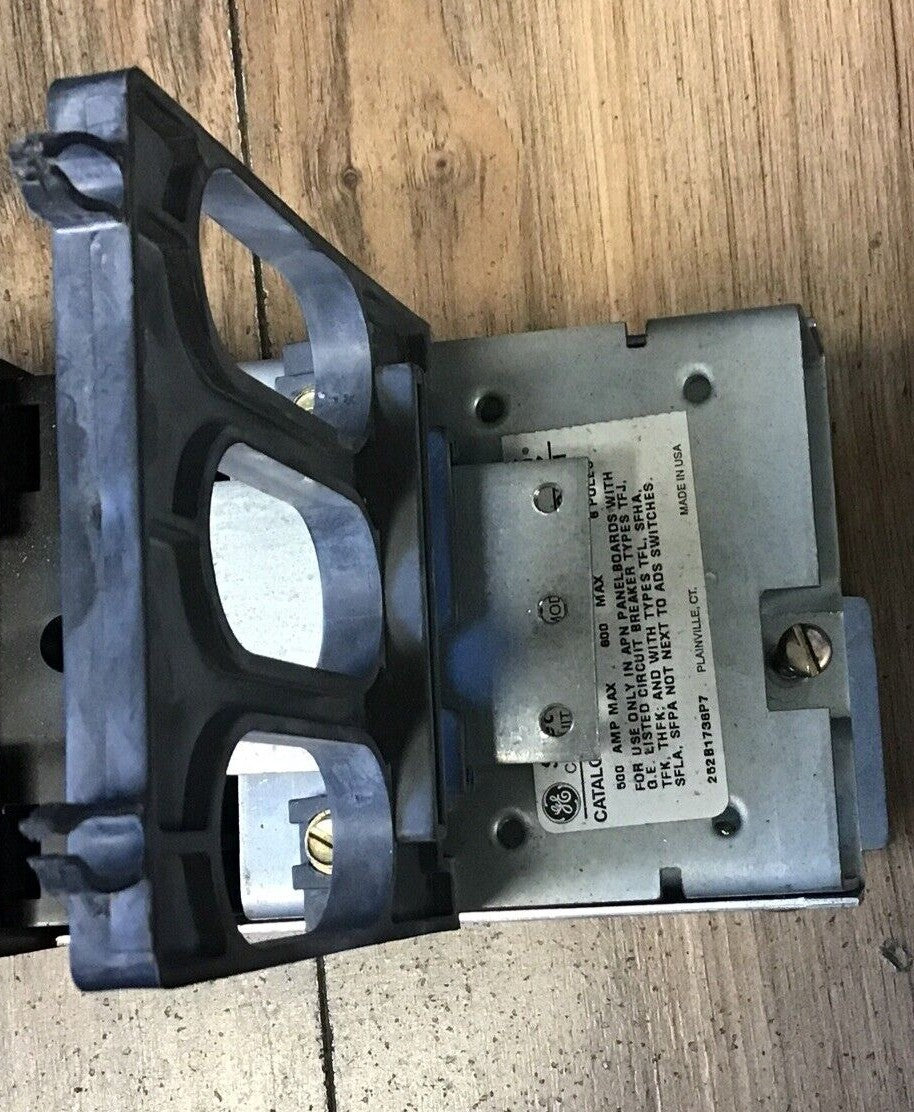 GENERAL ELECTRIC CIRCUIT BREAKER MODULE  AMCFJ 500AMP 6POLE MODEL1