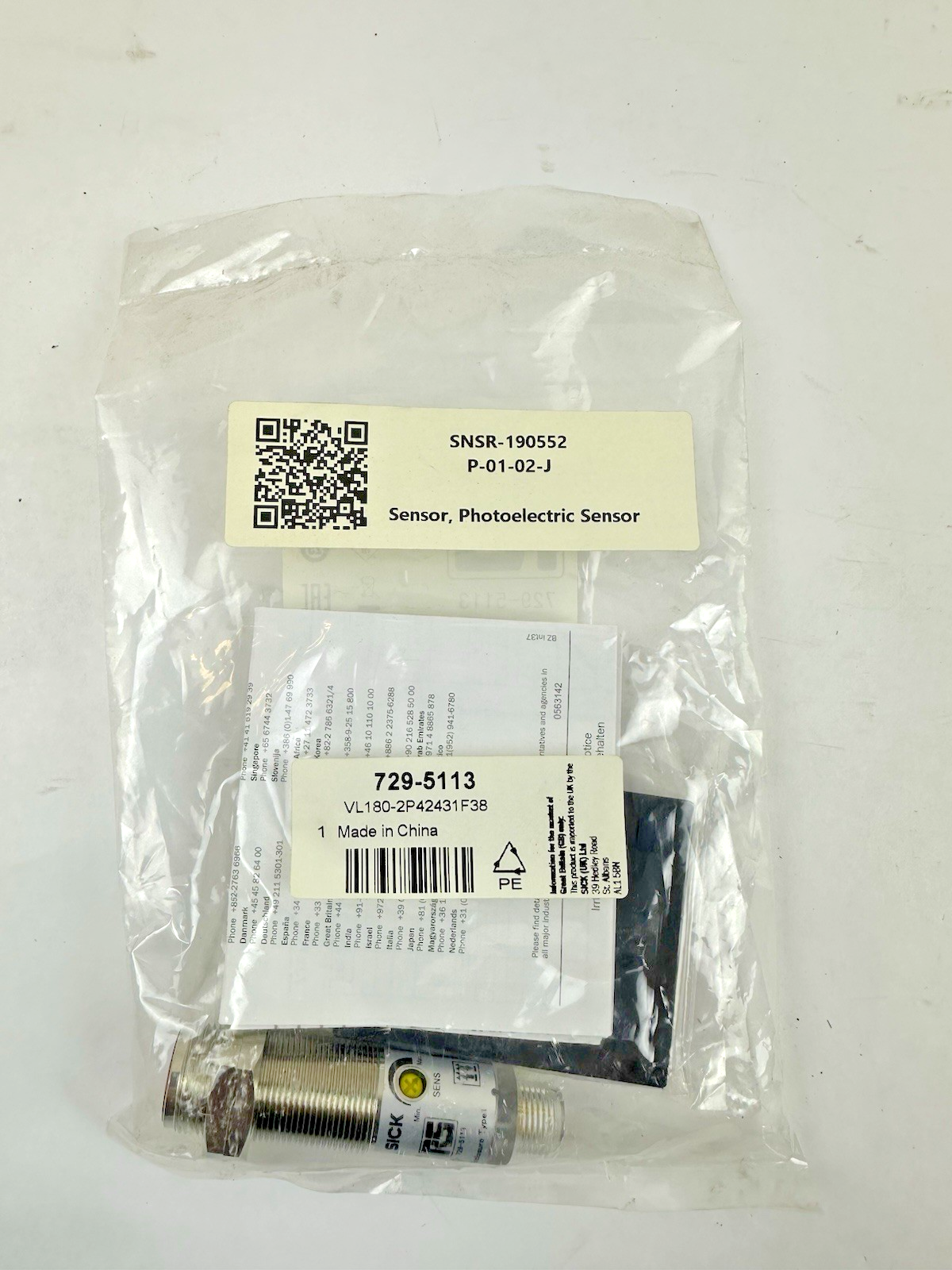 SICK VL180-2P42431F38 PHOTOELECTRIC SENSOR 729-5113 10-30VDC 100mA M18