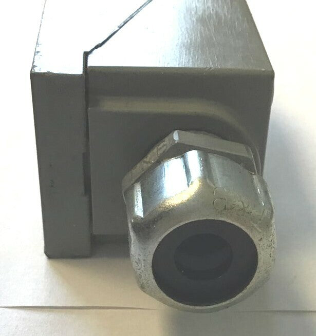 ALLEN BRADLEY 802T-WSP OILTIGHT LIMIT SWITCH  SER.J