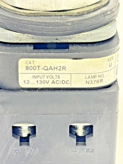 ALLEN-BRADLEY - 800T-QAH2R SER. U - RED ILLUMINATED PUSH BUTTON W/ BLOCK