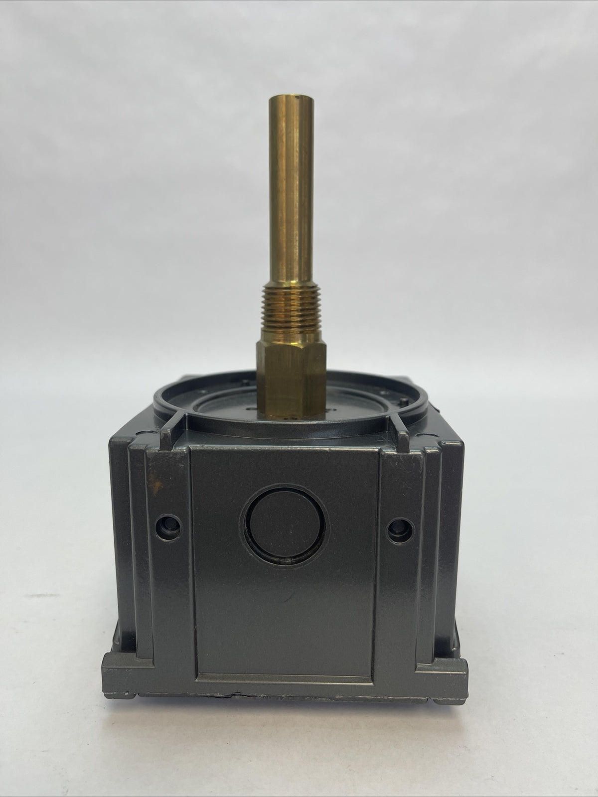 UNITED ELECTRIC CONTROLS C302 9319 103 R 0 10 225 F TEMPERATURE CONTROL 15A 125/