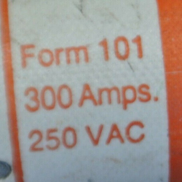 FERRAZ-SHAWMUT A25X300 AMP-TRAP® SEMICONDUCTOR FUSE / 300A / 250V