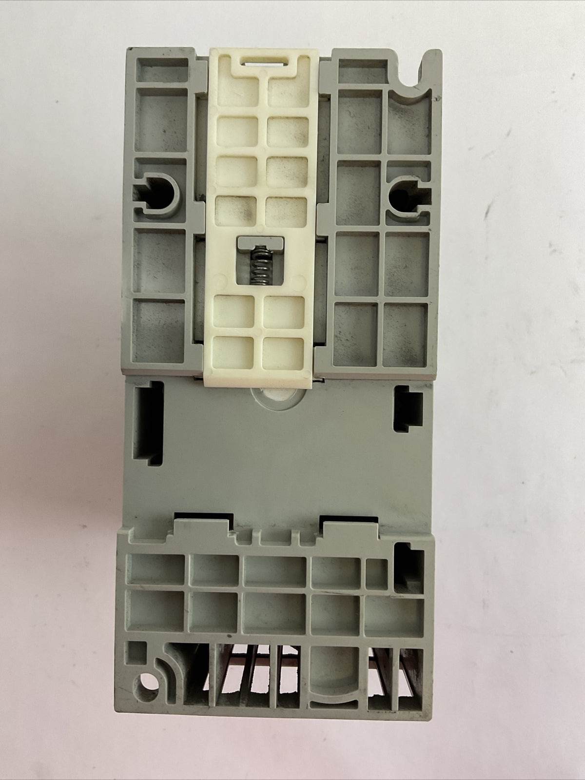 ALLEN BRADLEY 25B-D2P3N114 AC DRIVE FRN 1.003 OUTPUT 0-460VAC SER A