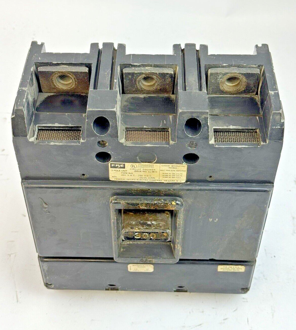 FPE - NJL431300 - MAGNETIC TRIP MOLDED CIRCUIT BREAKER - 300 A, 3 POLE, 480 VAC