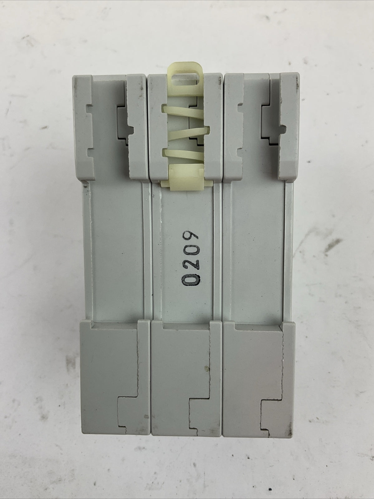 ALLEN BRADLEY 1492-CB3G030 MANUAL MOTOR CONTROLLER 3A 1-1/2HP 3P 480Y/277VAC SER