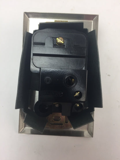 ALLEN BRADLEY 600-TQX4 MANUAL MOTOR STARTER SER B