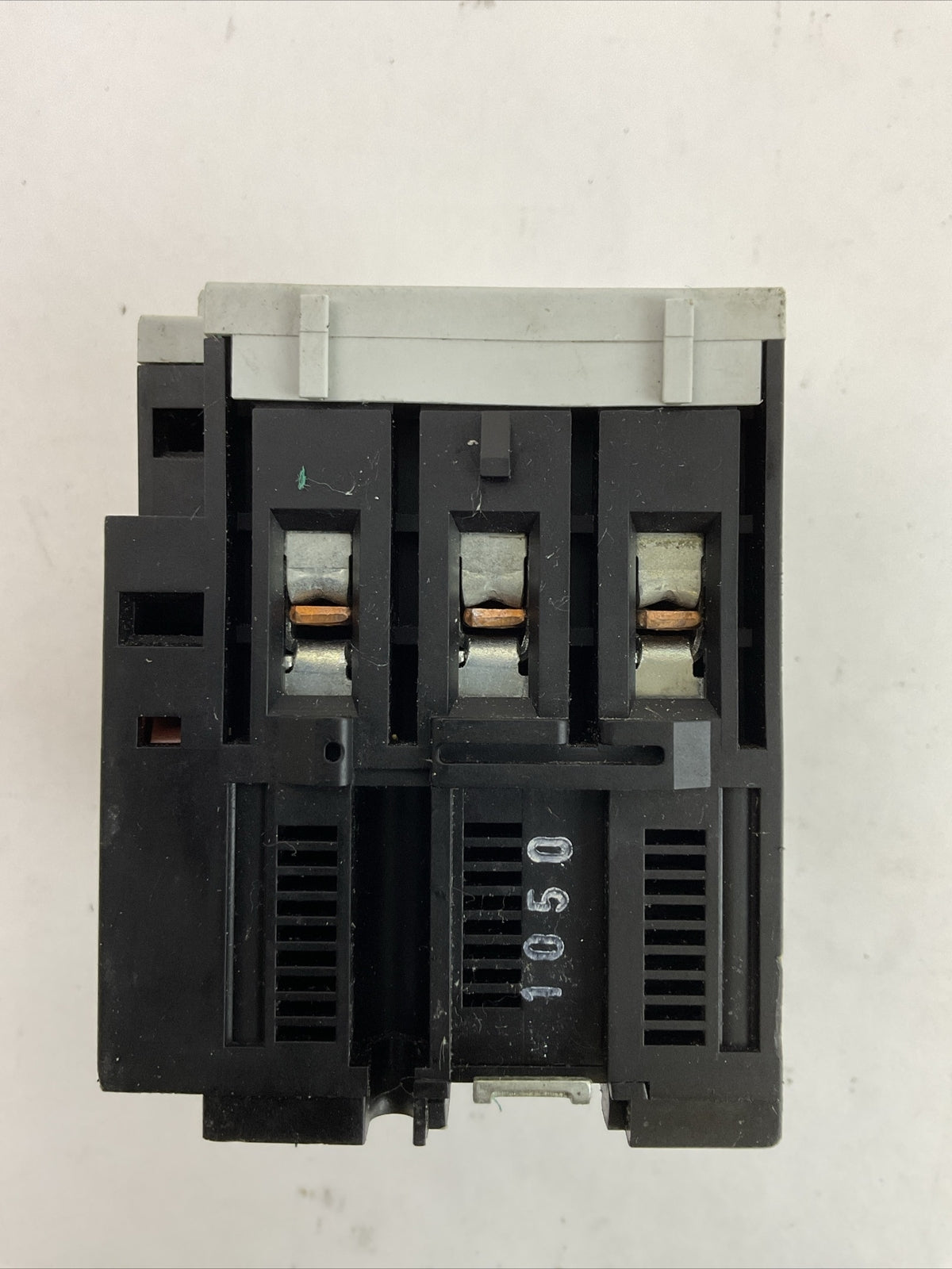 SIEMENS 3VU1600-0ML00 MANUAL MOTOR CONTROLLER 600VAC 40A 3PH 7-1/2HP