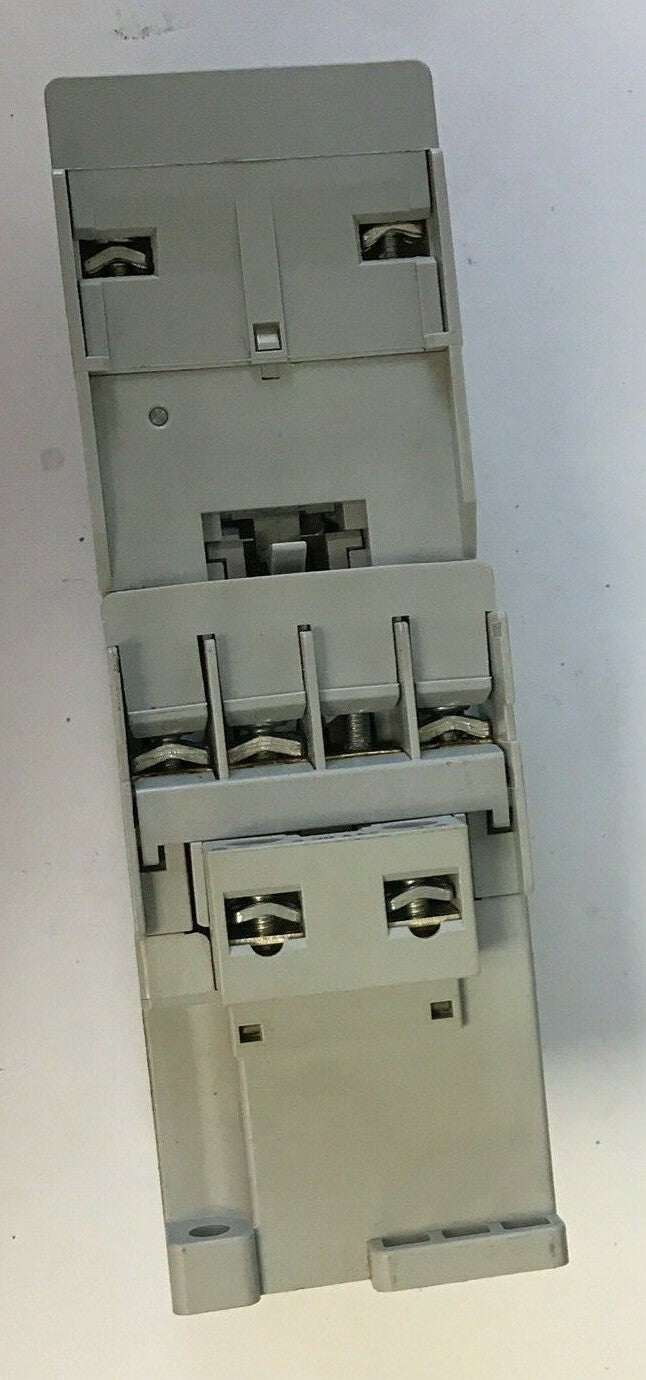 ALLEN BRADLEY 700-CF310E SER.A CONTROL RELAY W/ 100-FPT SER.A